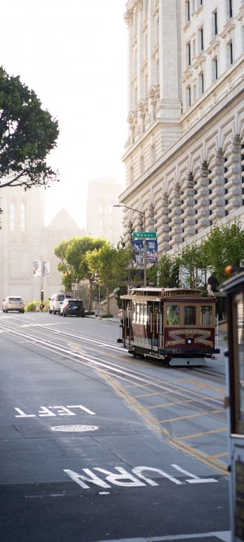Обои 720x1600 Сан-Франциско, трамвай, дорога, город