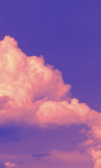 Обои 1200x2000 фиолетовое небо, кучевые облака, фиолетовый