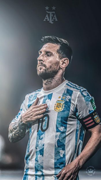 Lionel Messi, soccer player Wallpaper 640x1136