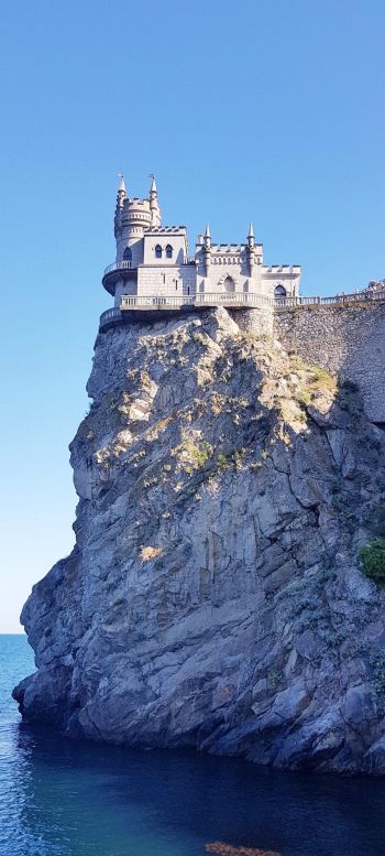 Swallow's nest, castle, Crimea Wallpaper 1080x2400