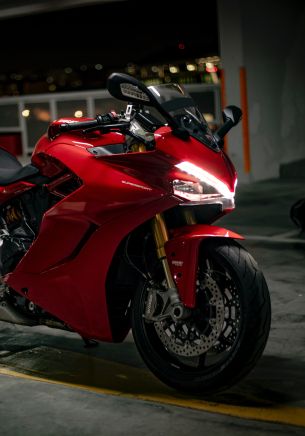 Обои 1668x2388 Ducati SuperSport