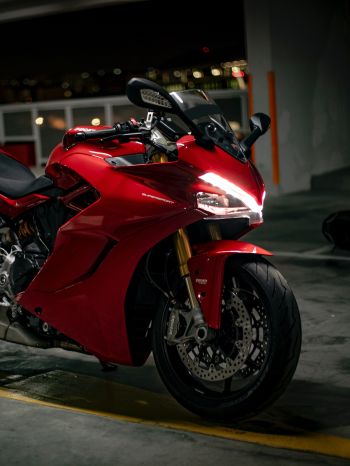 Обои 1668x2224 Ducati SuperSport