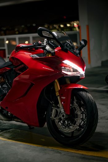 Ducati SuperSport Wallpaper 640x960