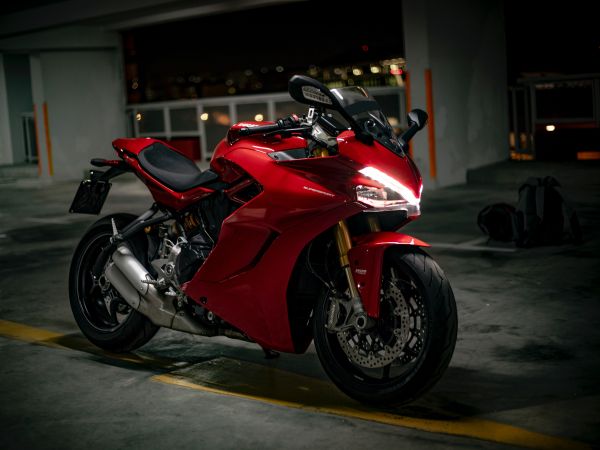 Ducati SuperSport Wallpaper 1024x768