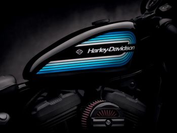 Обои 1024x768 Harley-Davidson, черный