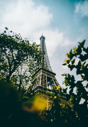 eiffel tower, Paris, France Wallpaper 1640x2360