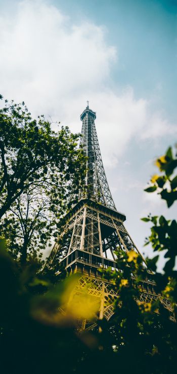 eiffel tower, Paris, France Wallpaper 1080x2280