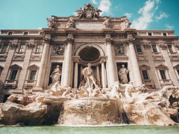 Trevi Fountain, Rome, Italy Wallpaper 1024x768