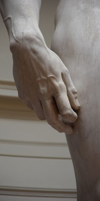 Обои 720x1440 рука, скульптура, статуя
