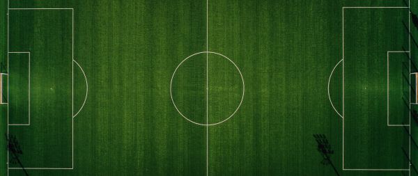 Обои 2560x1080 футбольное поле, зеленые обои