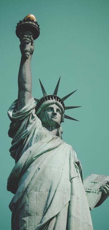 Statue of Liberty, statue, New York Wallpaper 1440x3040