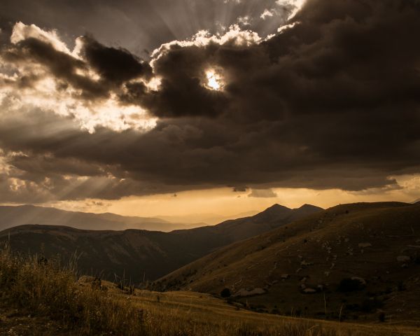 landscape, mountains, sunlight Wallpaper 1280x1024