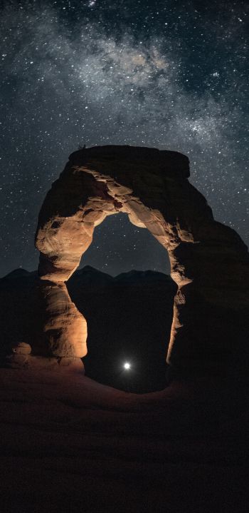Delicate Arch, Utah, night Wallpaper 1440x2960