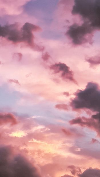 Обои 640x1136 розовое небо, облака