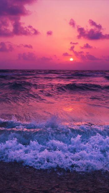 sea, waves, pink sky Wallpaper 640x1136