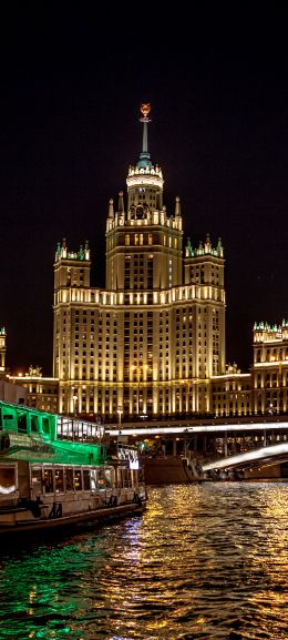 Moscow, river, Stalin skyscraper Wallpaper 1440x3200